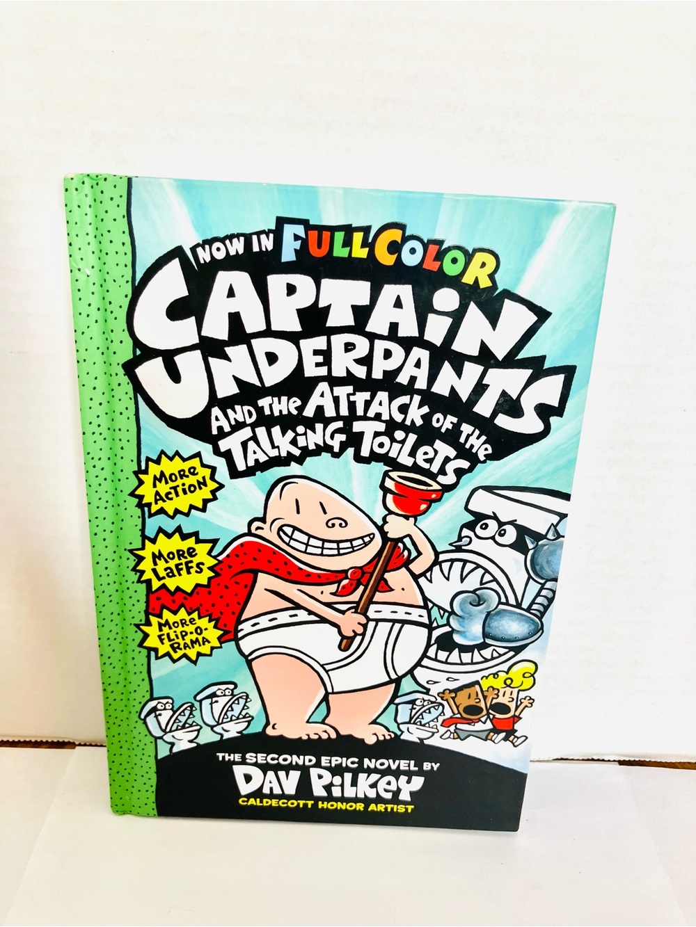 Captain Underpants & The Attack of the Talking Toilets Hard Back Book Dav Pilkey